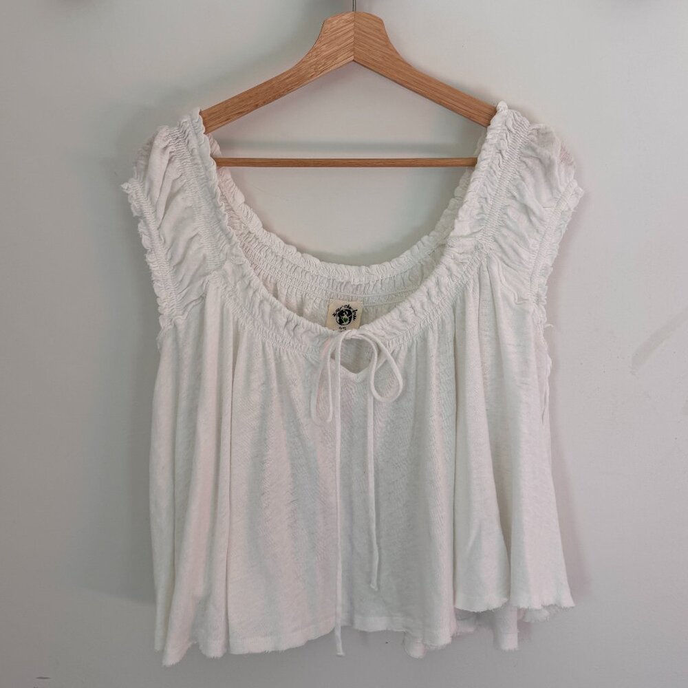 EUC XL We The Free Dahlia Tee